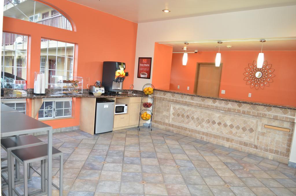 Econo Lodge Portland Airport Екстер'єр фото